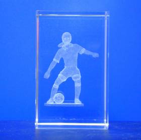 3-D-Würfel Fußball Damen - Bild vergrößern